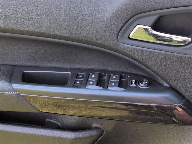 used 2022 GMC Canyon car, priced at $31,595