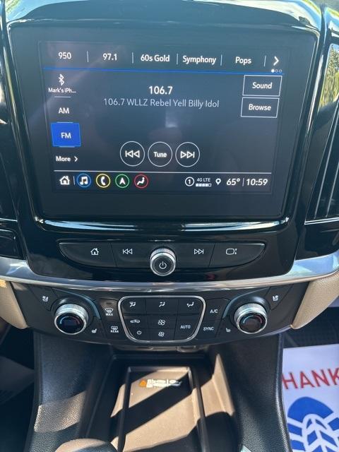 used 2022 Chevrolet Traverse car, priced at $35,995