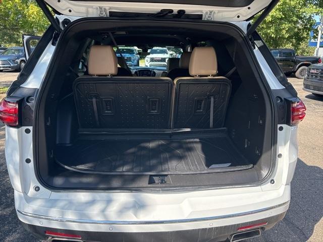 used 2022 Chevrolet Traverse car, priced at $35,995