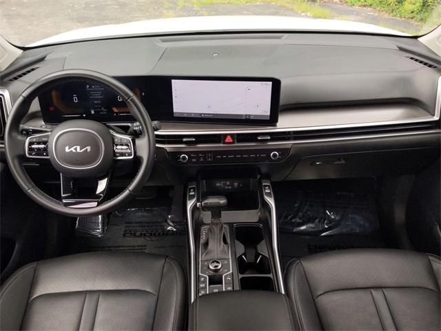 used 2024 Kia Sorento car, priced at $27,995