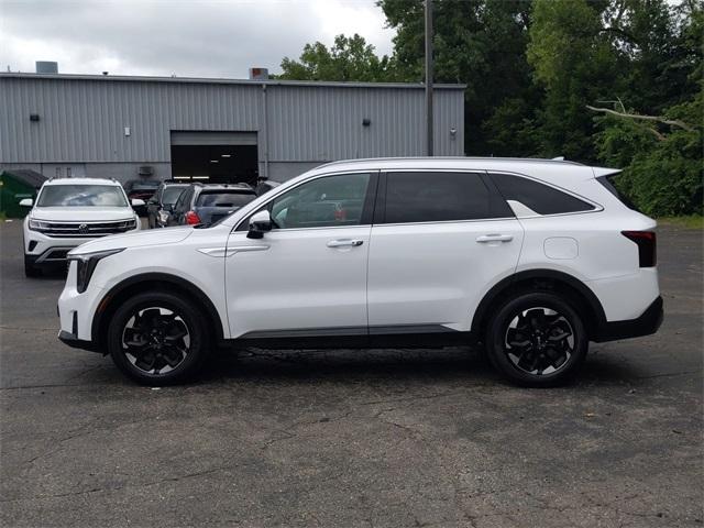 used 2024 Kia Sorento car, priced at $27,995