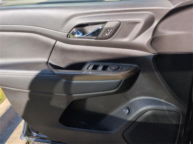 used 2022 GMC Acadia car, priced at $25,295