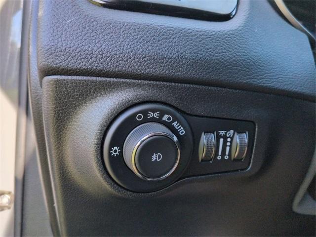 used 2020 Jeep Compass car, priced at $17,250