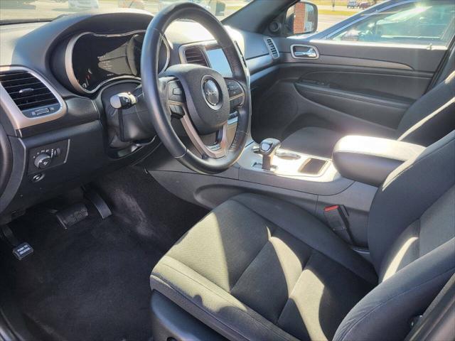 used 2015 Jeep Grand Cherokee car, priced at $14,125