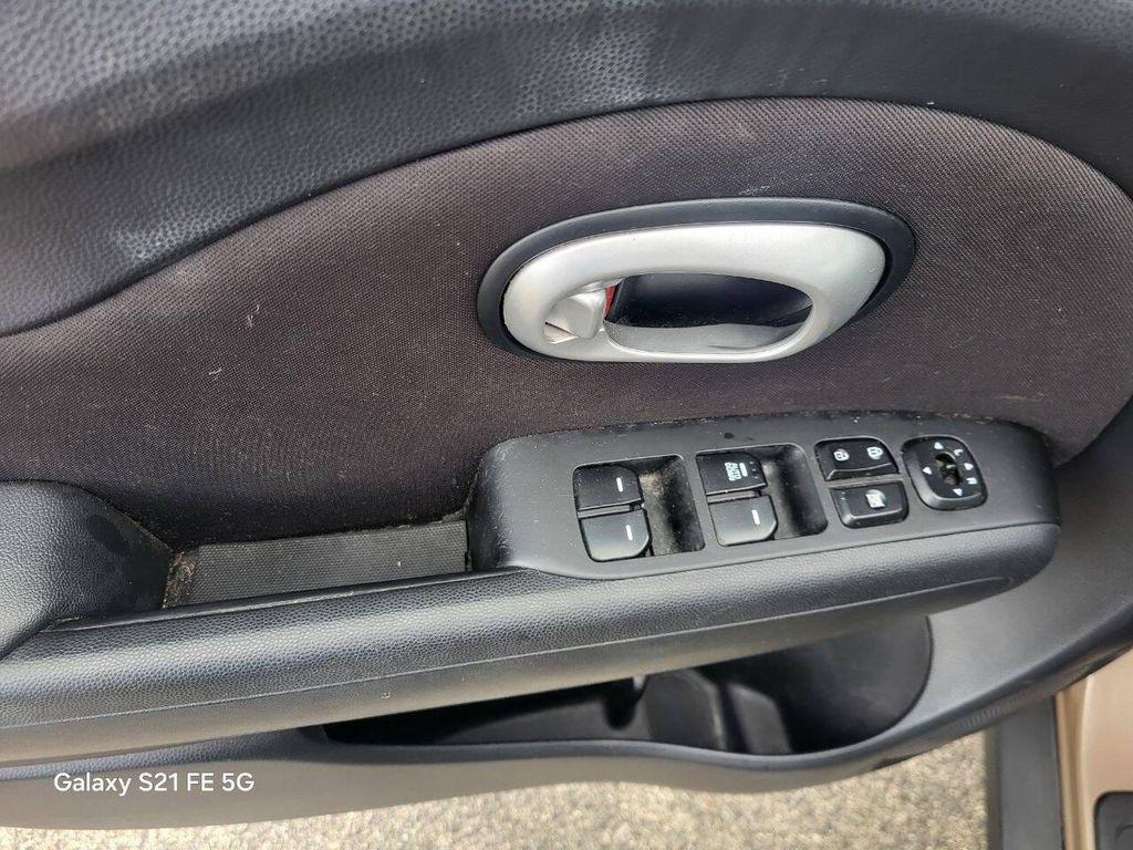 used 2016 Kia Soul car, priced at $8,995