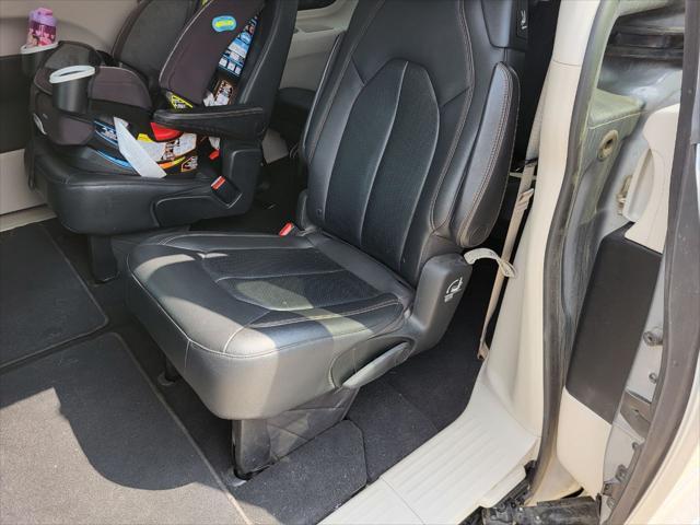 used 2018 Chrysler Pacifica car, priced at $18,995