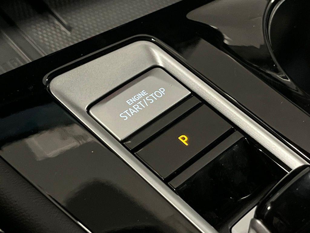 new 2026 Volkswagen Atlas Cross Sport car, priced at $49,652