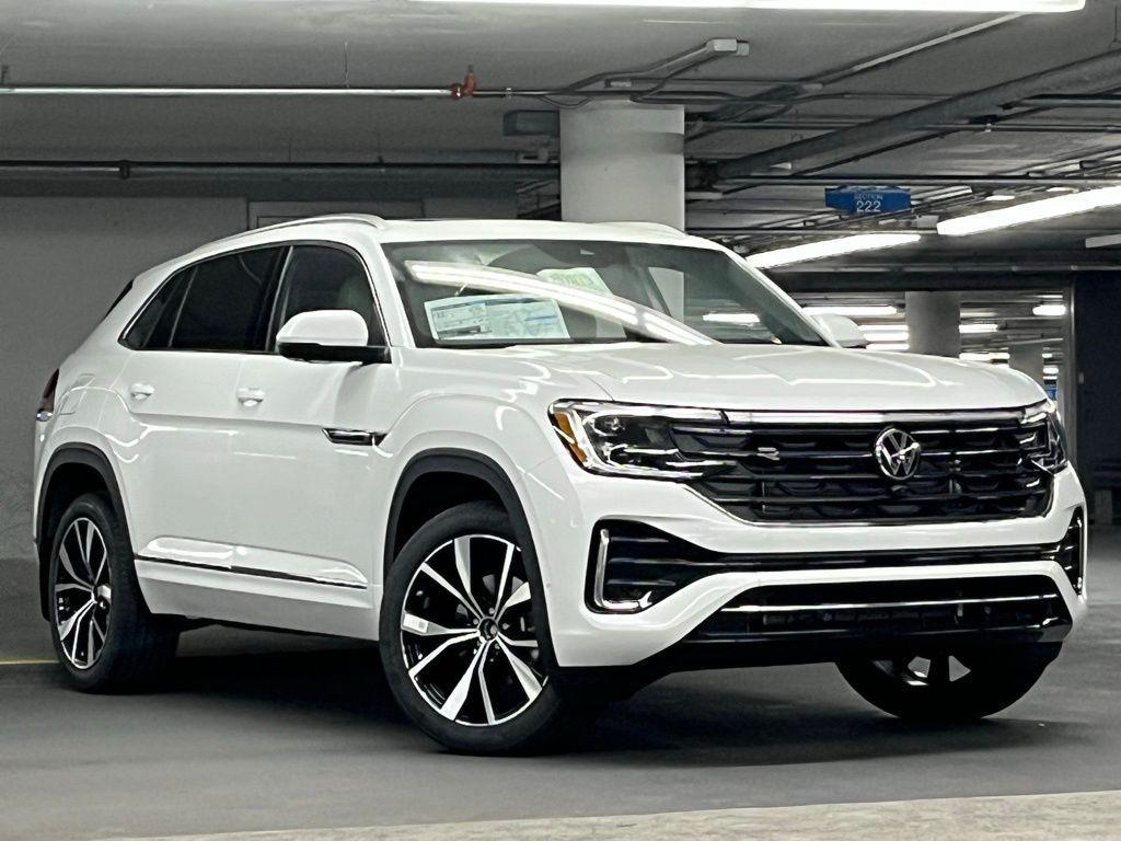 new 2026 Volkswagen Atlas Cross Sport car, priced at $57,205
