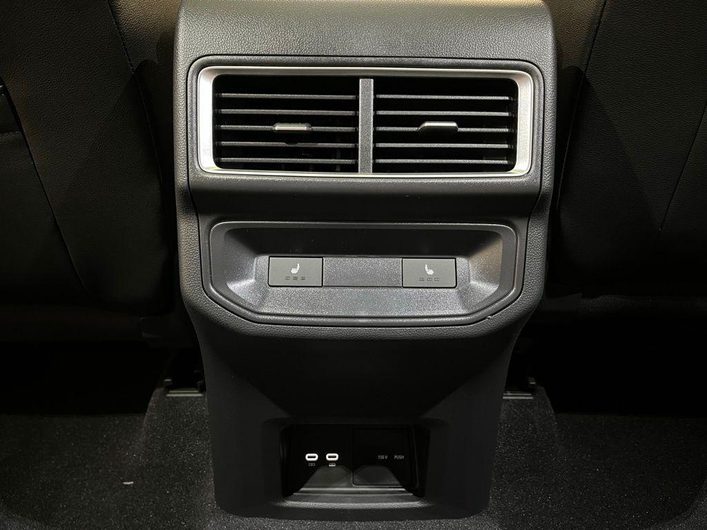 new 2026 Volkswagen Atlas Cross Sport car, priced at $57,205