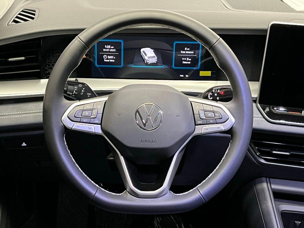 new 2025 Volkswagen Tiguan car, priced at $35,665