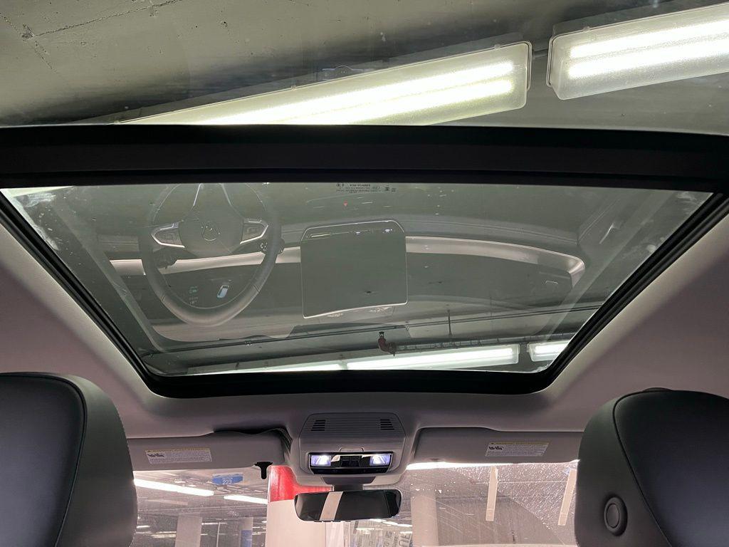 new 2025 Volkswagen Tiguan car, priced at $35,665