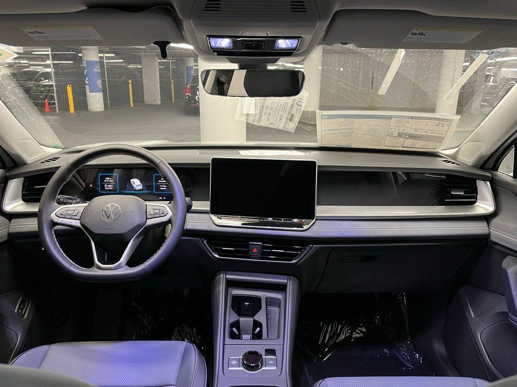 new 2025 Volkswagen Tiguan car, priced at $35,665