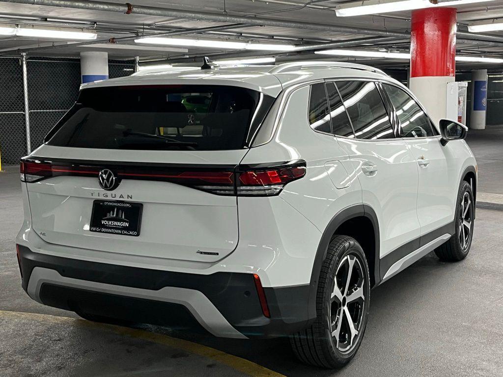 new 2025 Volkswagen Tiguan car, priced at $35,665