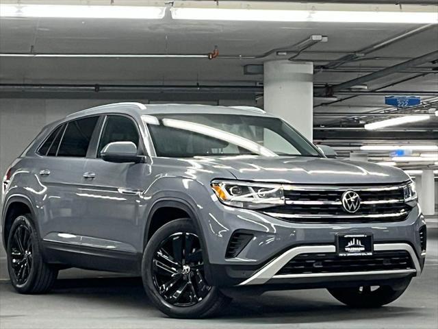 used 2022 Volkswagen Atlas Cross Sport car, priced at $25,000