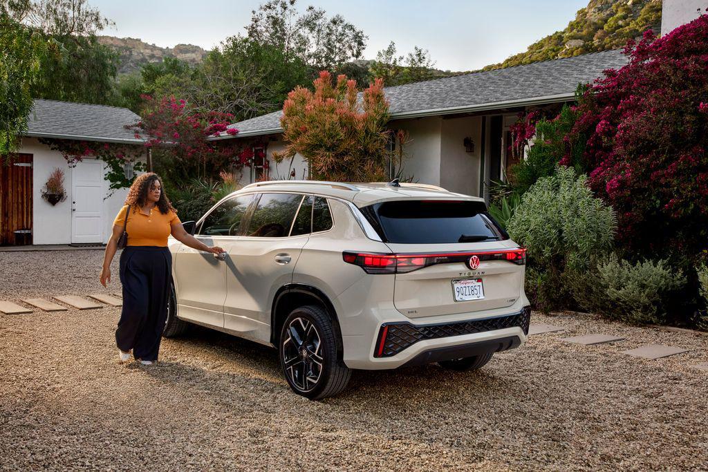 new 2025 Volkswagen Taos car, priced at $31,316