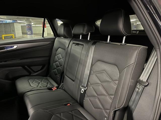 new 2025 Volkswagen Atlas Cross Sport car, priced at $38,134
