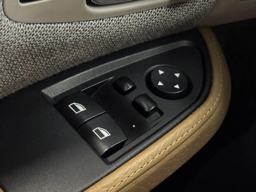 used 2015 BMW i3 car, priced at $8,500