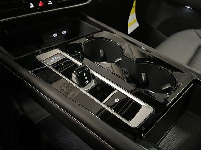 new 2025 Volkswagen Atlas car, priced at $46,426