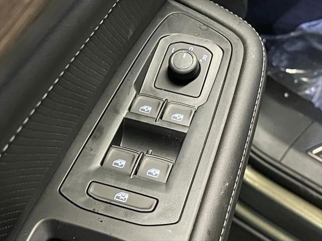 new 2025 Volkswagen Atlas car, priced at $46,426