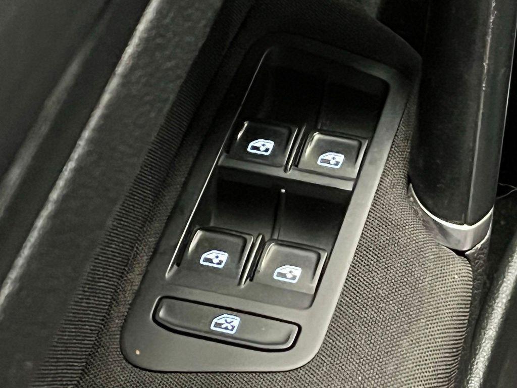 used 2018 Volkswagen Golf SportWagen car, priced at $11,000