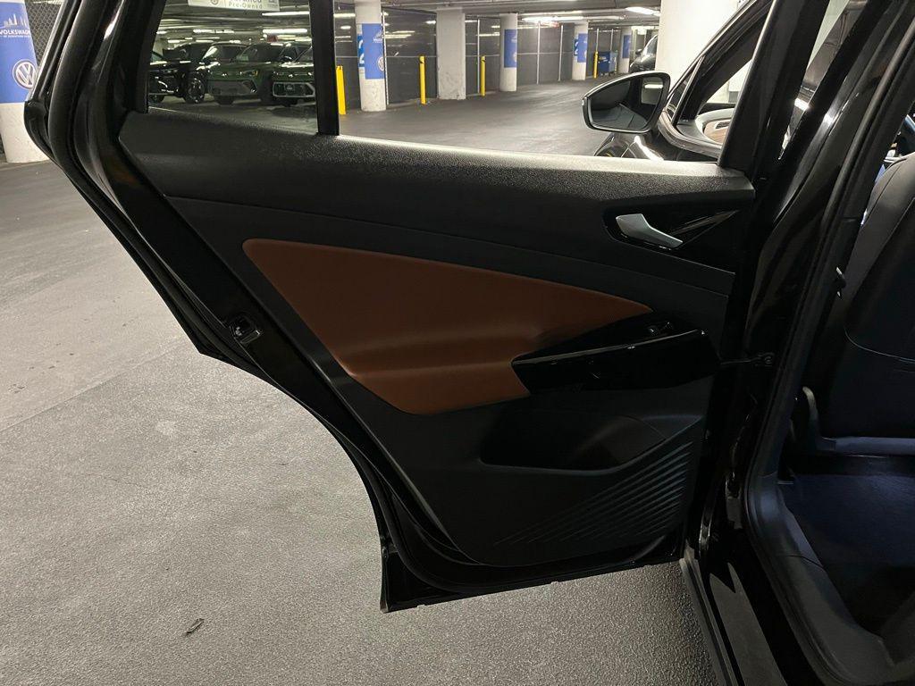 used 2021 Volkswagen ID.4 car, priced at $21,000