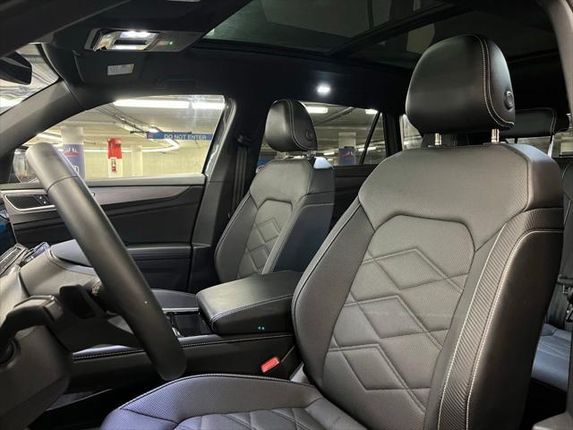 used 2024 Volkswagen Atlas Cross Sport car, priced at $35,500