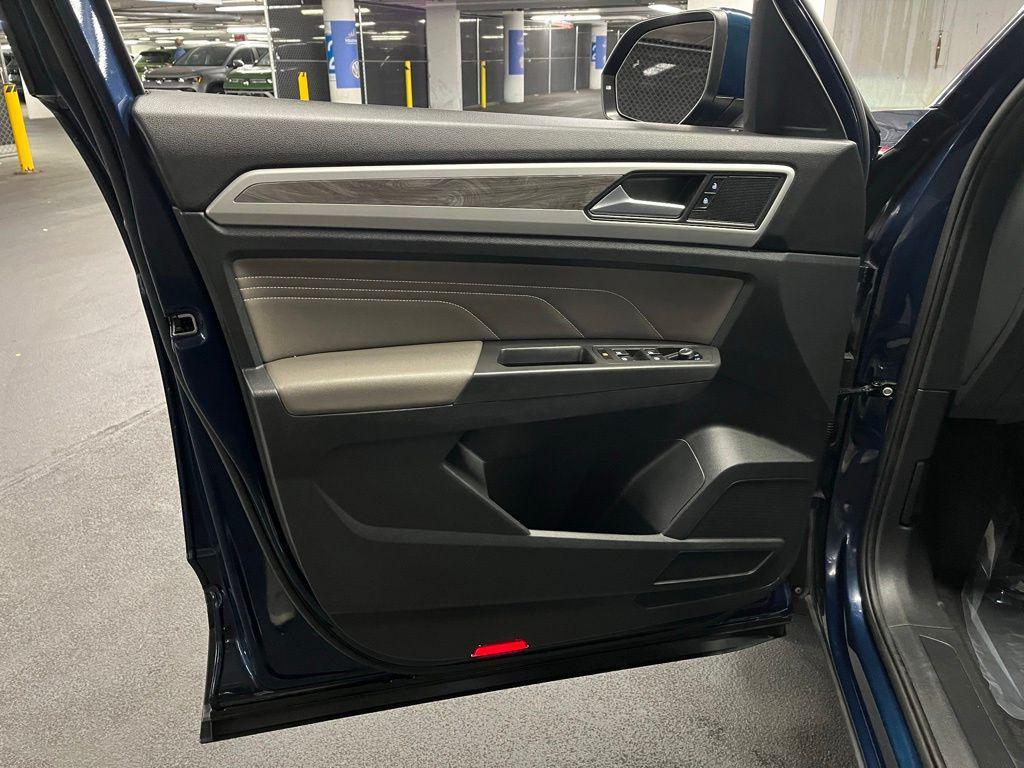 used 2023 Volkswagen Atlas Cross Sport car, priced at $29,000