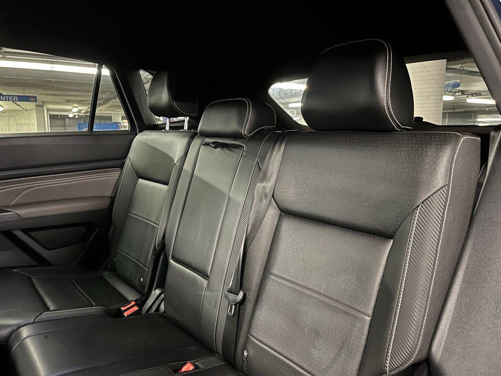 used 2023 Volkswagen Atlas Cross Sport car, priced at $29,000