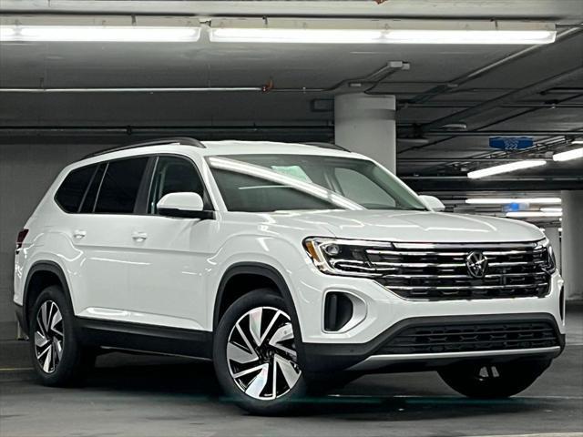 new 2025 Volkswagen Atlas car, priced at $47,075