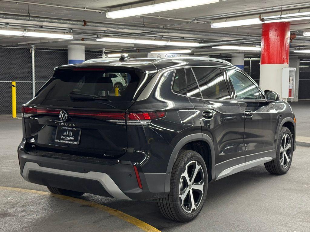 new 2025 Volkswagen Tiguan car, priced at $35,915