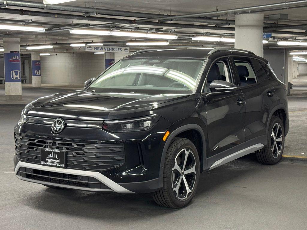 new 2025 Volkswagen Tiguan car, priced at $35,915