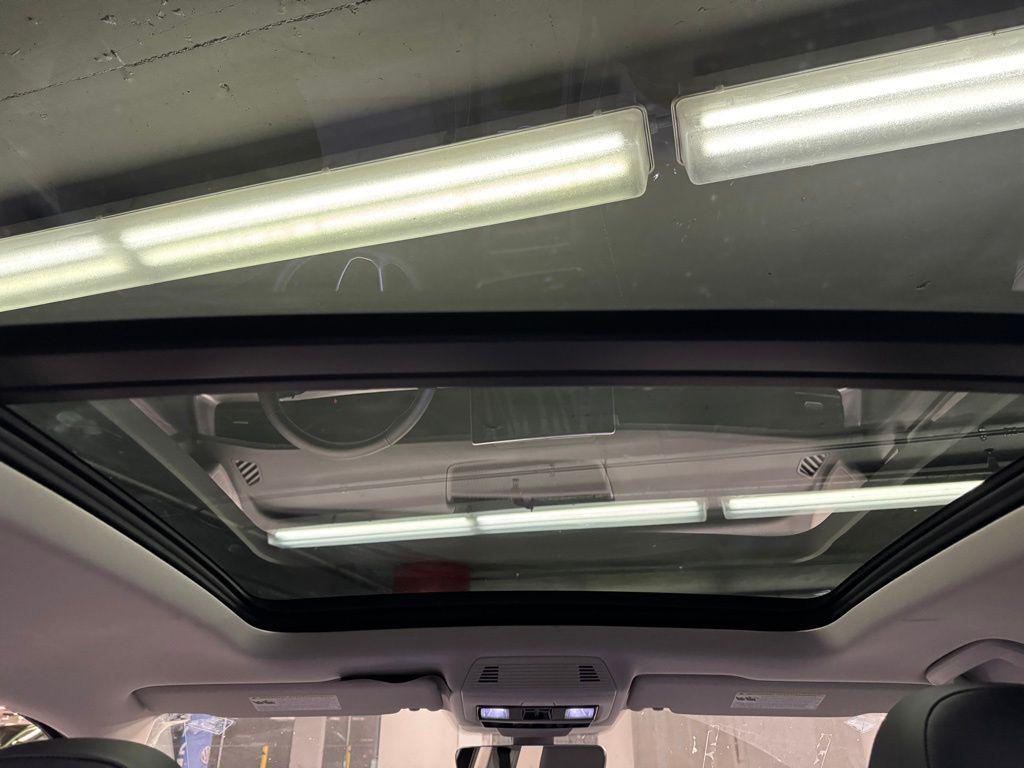 new 2025 Volkswagen Tiguan car, priced at $35,915