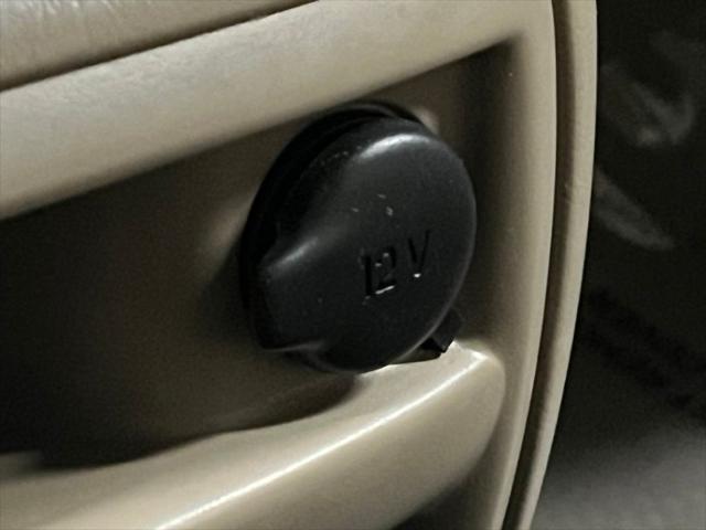 used 2003 Mazda Tribute car, priced at $5,000