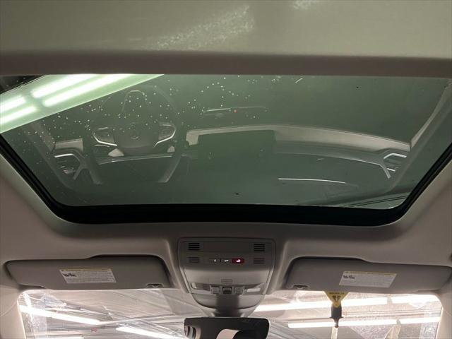 new 2025 Volkswagen Taos car
