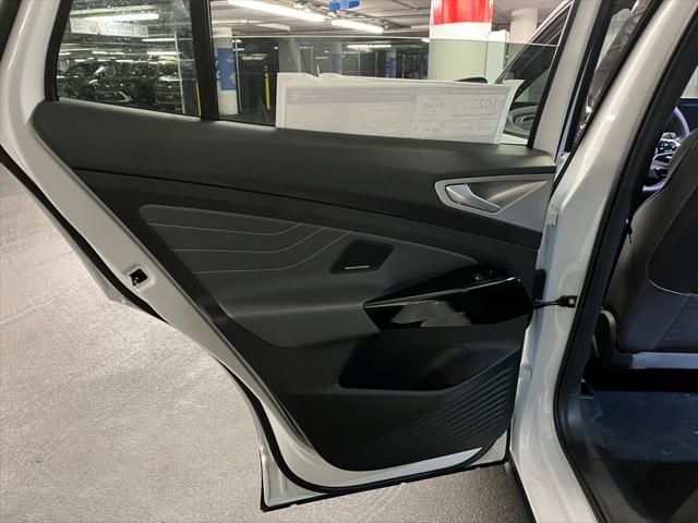 new 2025 Volkswagen ID.4 car, priced at $55,025