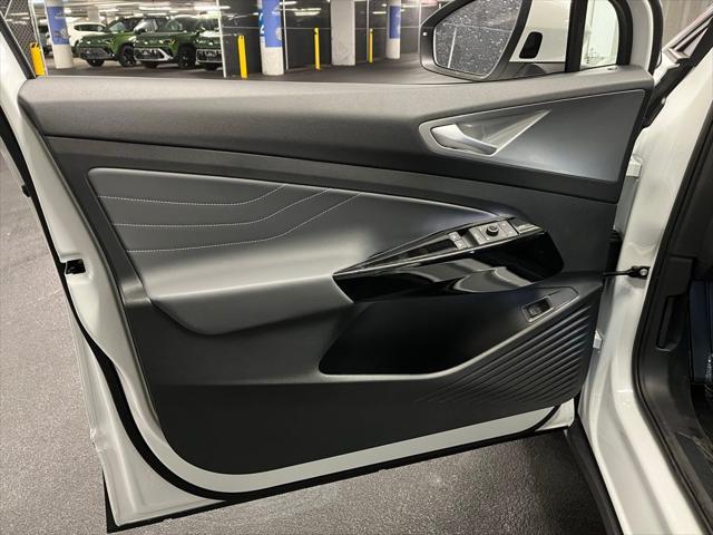 new 2025 Volkswagen ID.4 car, priced at $55,025