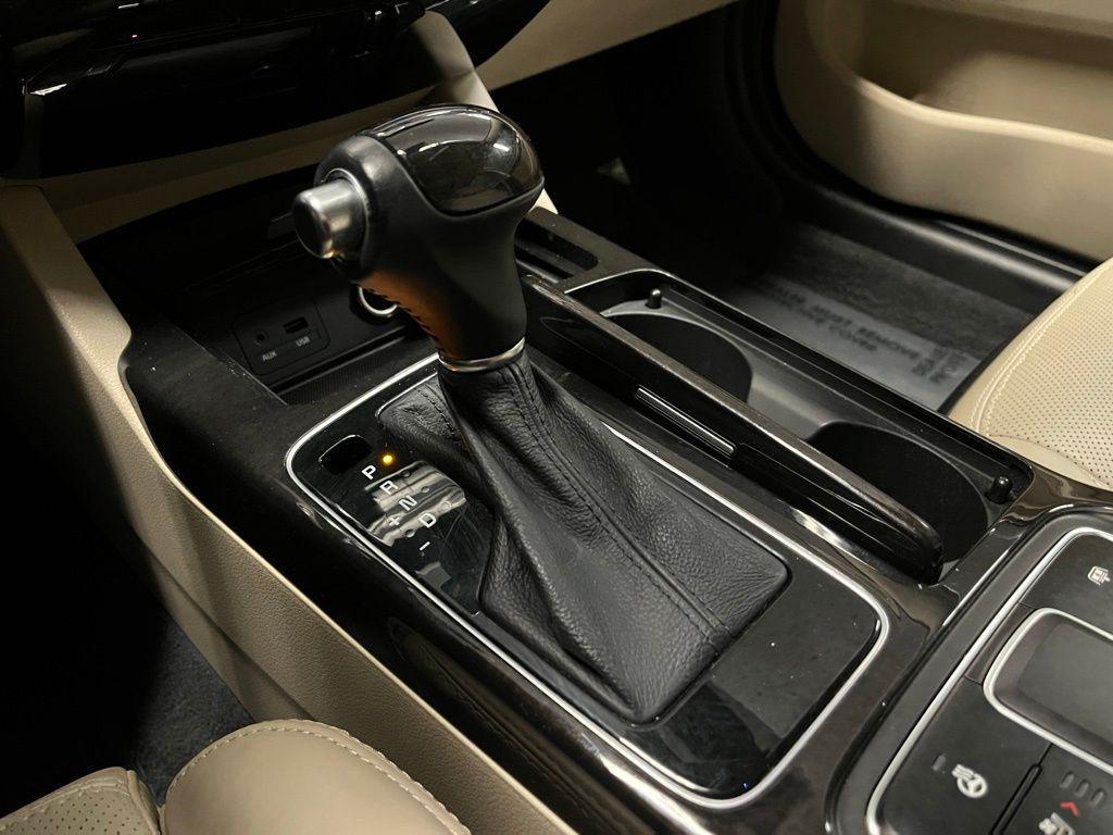 used 2014 Kia Cadenza car, priced at $12,000