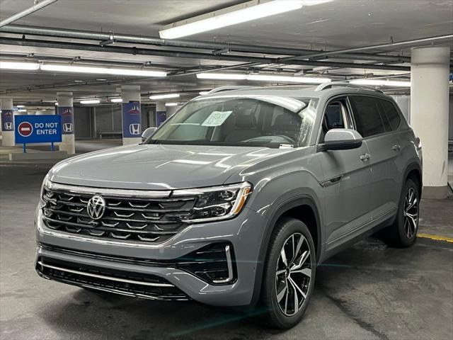 new 2025 Volkswagen Atlas car, priced at $52,701