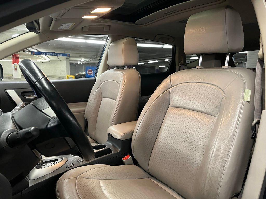 used 2013 Nissan Rogue car, priced at $10,000