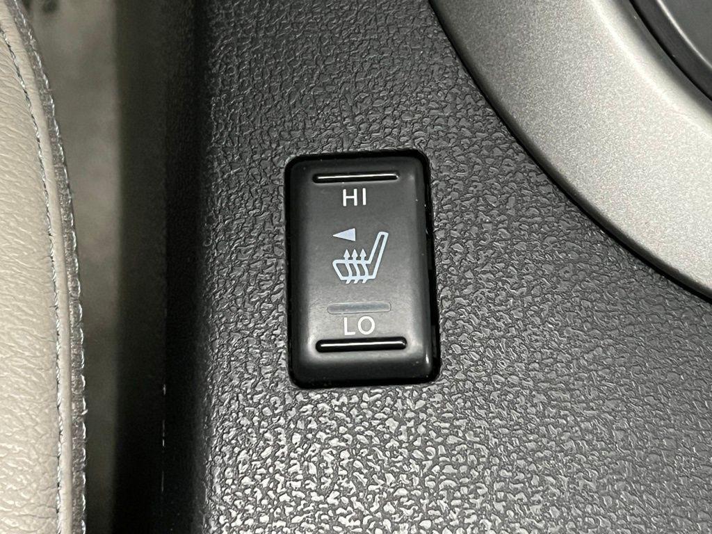 used 2013 Nissan Rogue car, priced at $10,000