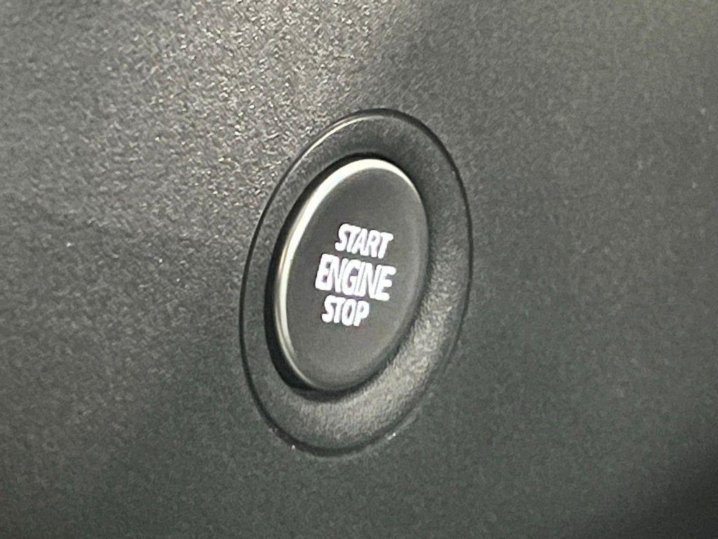 new 2025 Volkswagen ID.4 car, priced at $46,368