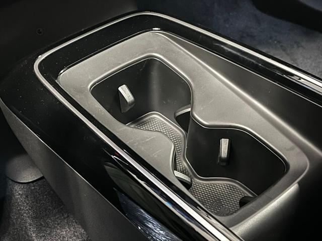 new 2025 Volkswagen ID.4 car, priced at $51,716