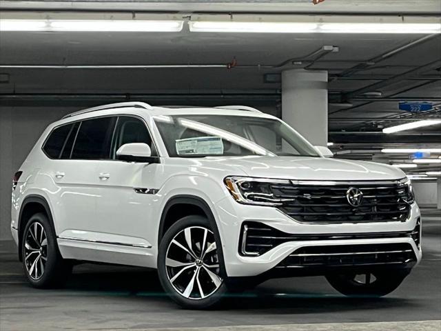 new 2025 Volkswagen Atlas car, priced at $52,015