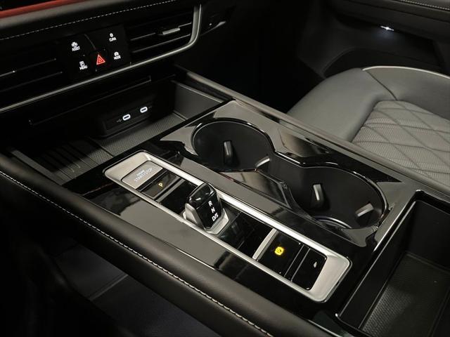 new 2025 Volkswagen Atlas car, priced at $52,015