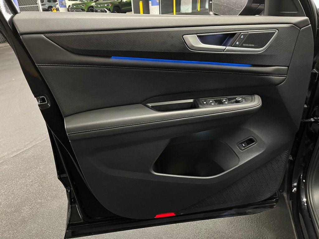 used 2024 Volkswagen Atlas Cross Sport car, priced at $41,000