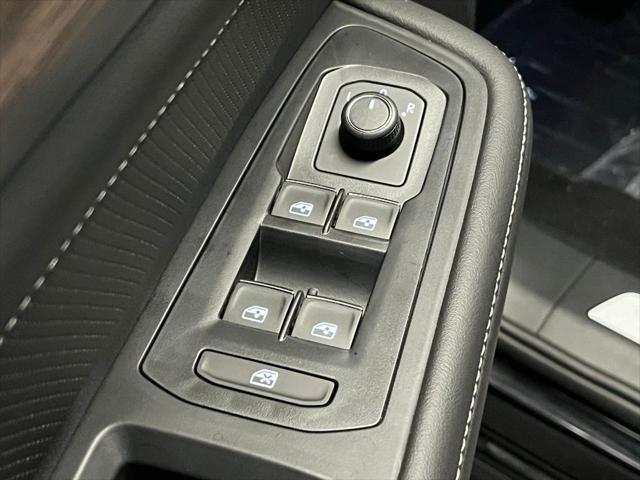 new 2025 Volkswagen Atlas car, priced at $47,925