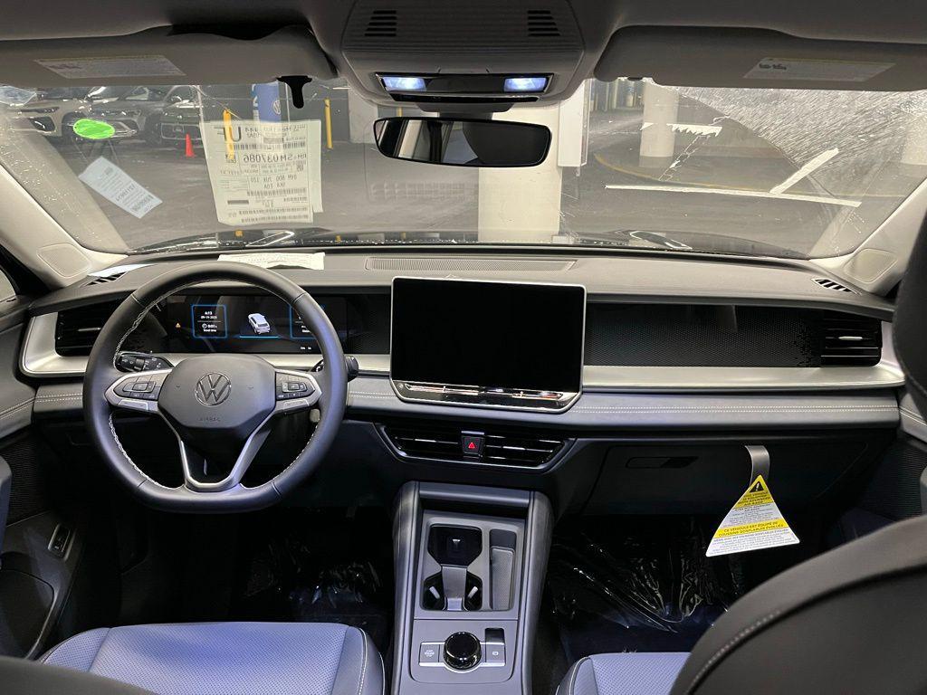new 2025 Volkswagen Tiguan car, priced at $32,934