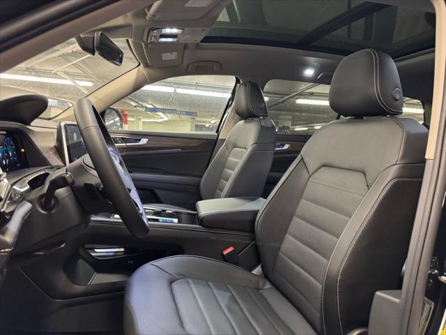 new 2025 Volkswagen Atlas car, priced at $47,288