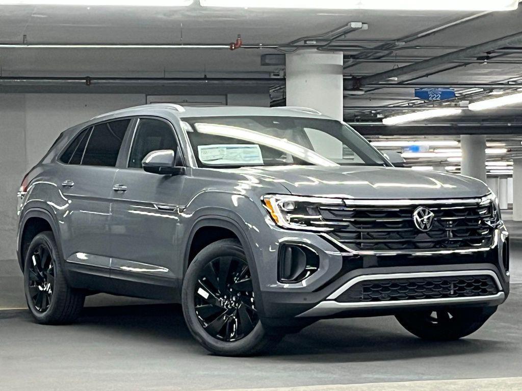 new 2026 Volkswagen Atlas Cross Sport car, priced at $49,152