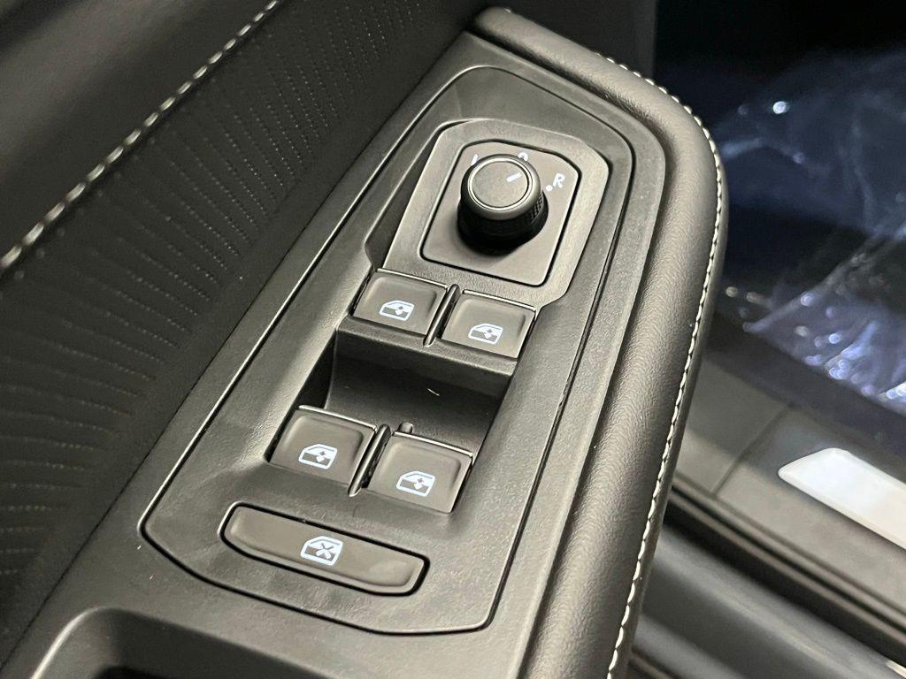 new 2026 Volkswagen Atlas Cross Sport car, priced at $49,152